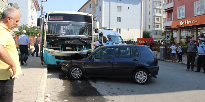 Kütahya'da trafik kazası: 10 yaralı