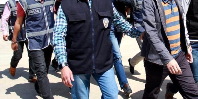 Manisa'da gözaltına alınan 2 kişi tutuklandı