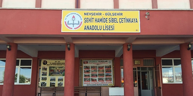 Ter�r �ehidi MEB personelinin ismi okulda ya�at�lacak