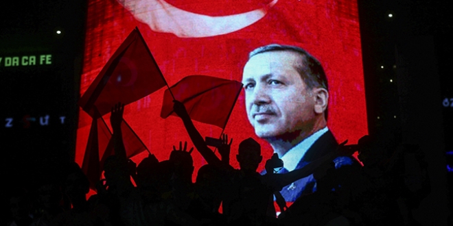 Erdoğan, ikinci yılında tarihe geçti