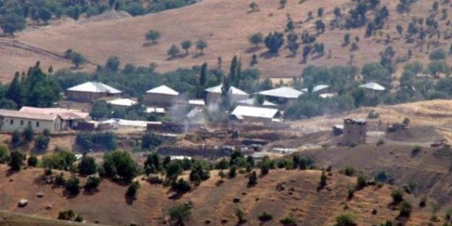 emdinli'de askeri s blgesine saldr: 4 yaral