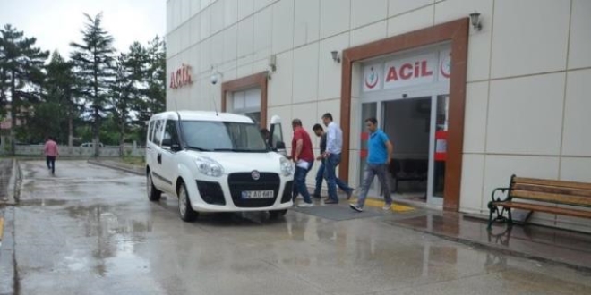 SDÜ'de 32 idari ve akademik personel gözaltına alındı