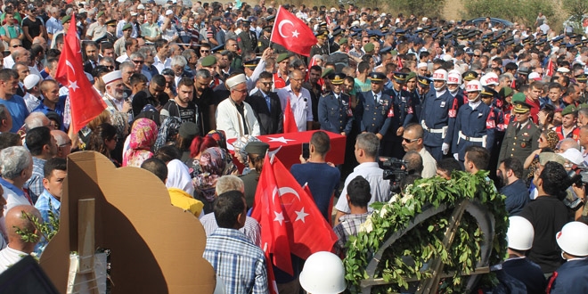 Şehit Astsubay Yılmaz, Balıkesir de toprağa verildi