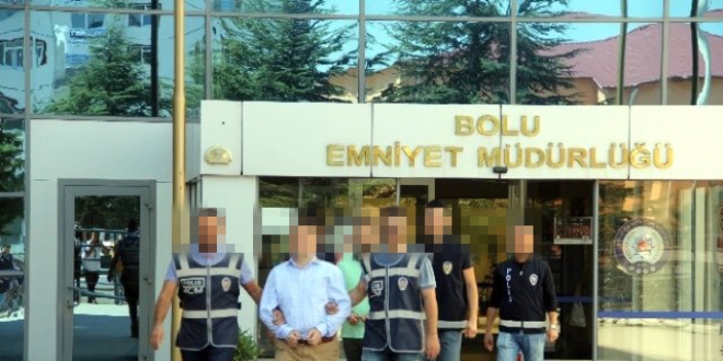 Bolu'da 10'u akademisyen, 13 kişi gözaltına alındı