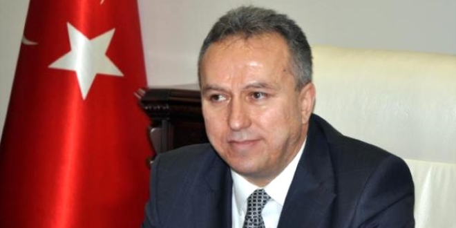 Müsteşarlığa atanan vali, kente veda etti