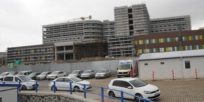 Şehir hastanelerinin ilki bu yıl hizmete açılacak