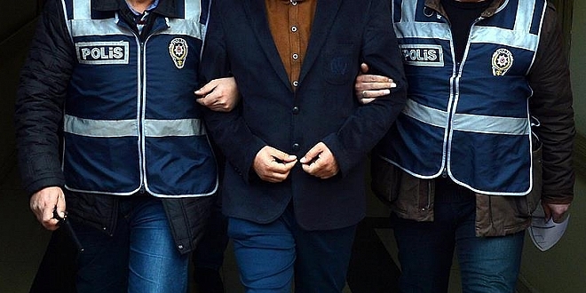 Manisa'da gözaltına alınan 3 esnaf tutuklandı