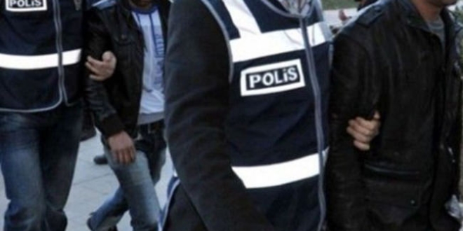 Ardahan'da 14 polis FET'den tutukland