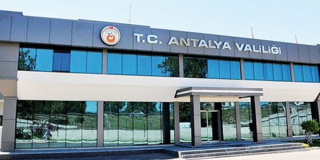 Antalya'da bin 652 memur grevden uzaklatrld