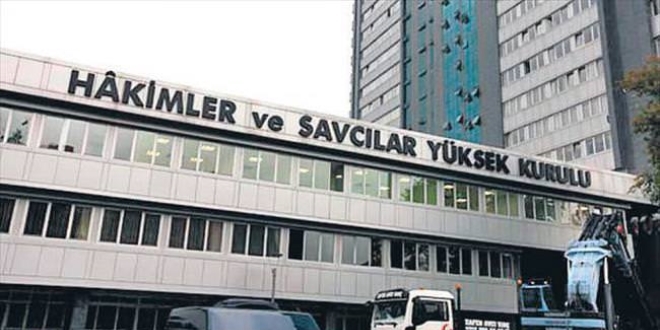 1418 hakim ve savcının görev yeri değişti