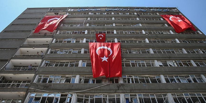 Darbeciler 15 Temmuz'da F-16'larla böyle bombaladı