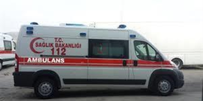 Şanlıurfa'da tırla minibüs çarpıştı: 1 ölü, 14 yaralı