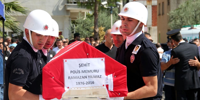 Silahlı kavga sırasında şehit olan polis için tören düzenlendi