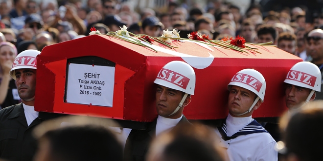 Şehit uzman onbaşı Akdaş son yolculuğuna uğurlandı