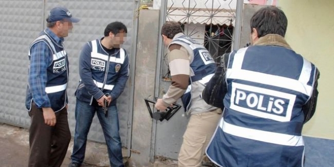 Diyarbakr merkezli terr operasyonunda 13 kii yakaland