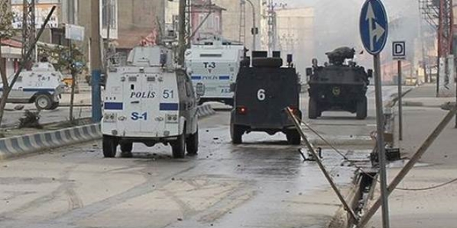 Yüksekova'daki sokağa çıkma yasağı uzatıldı