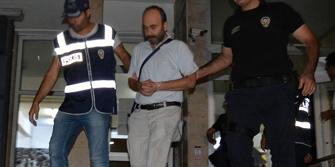 İnönü Üniversitesi'nde 25 öğretim üyesi tutuklandı
