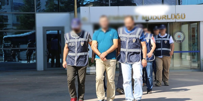 Şemdinli'de birliğe sızmaya çalılşan terörist etkisiz hale getirildi