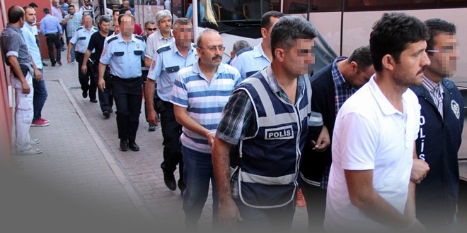 Kayseri'de 52 retmen tutukland