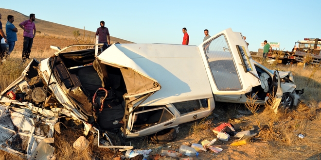 Kahramanmaraş'ta trafik kazası: 3 ölü, 1 yaralı