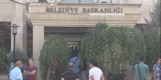 KHK ile belediyeye görevlendirmeye destek