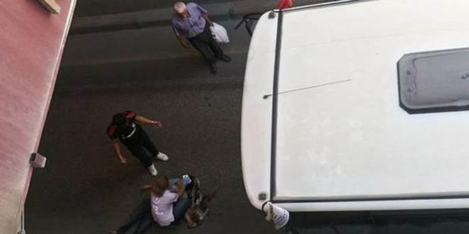 Otobüsün önüne atlayarak intihar etmek istedi