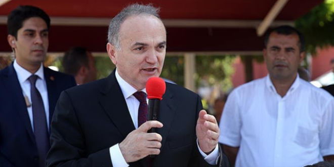 Özlü: Türkiye büyüyor