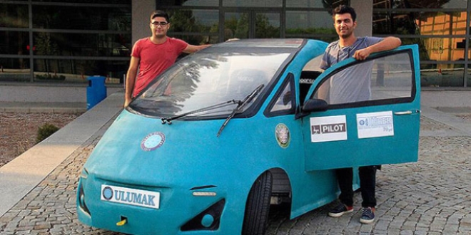 Tasarladıkları elektrikli otomobili bir ayda ürettiler