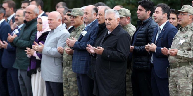 Başbakan Yıldırım şehit cenaze törenine katıldı