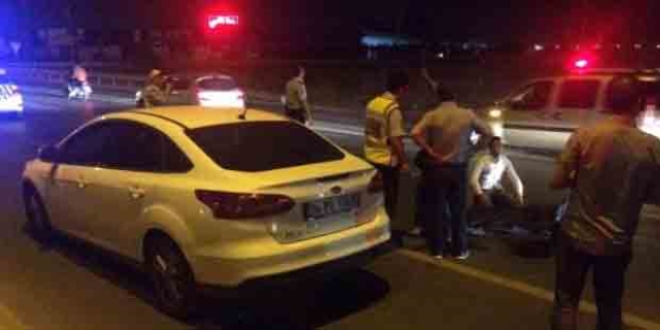 Fatih'te otomobilin �arpt��� yaya �ld�