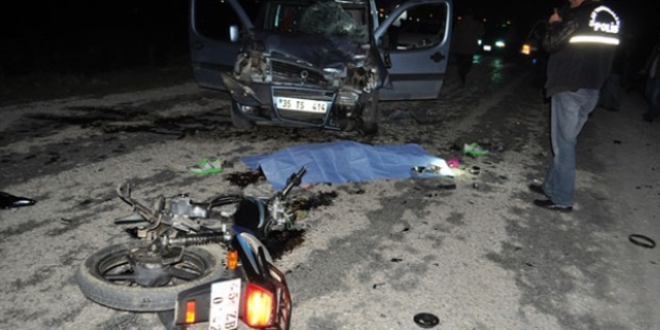 D�zce'de otomobille motosiklet �arp��t�: 1 �l�