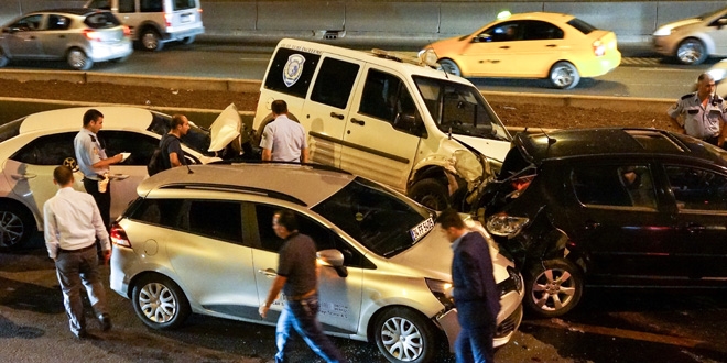 Ankara'da Olay Yeri İnceleme aracı kaza yaptı: 5 yaralı