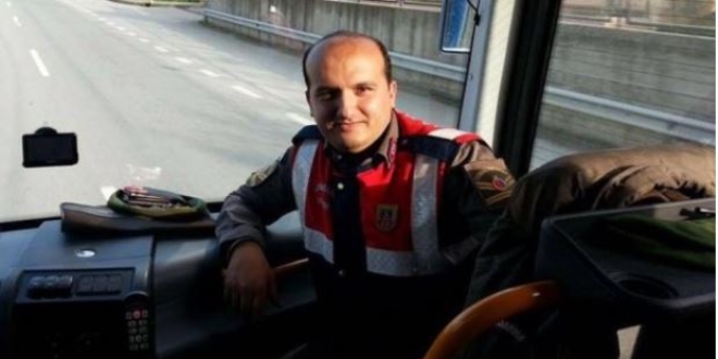 Şehit Uzman Çavuş Şahin'in ailesine acı haber verildi