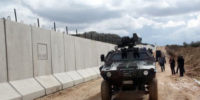 Suriye sınırında 2 bin 272 kişi yakalandı