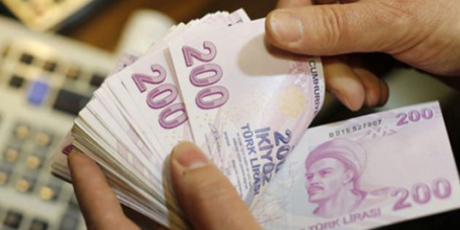 Doğum yapan anneye her ay 823 TL