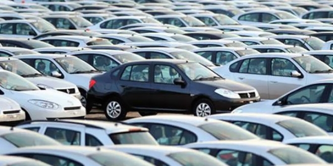 Otomobilde fiyat indirimleri 20 bin liraya dayandı