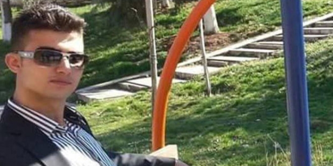 Denizli'de t�fekle ba��ndan vurulan gen� �ld�