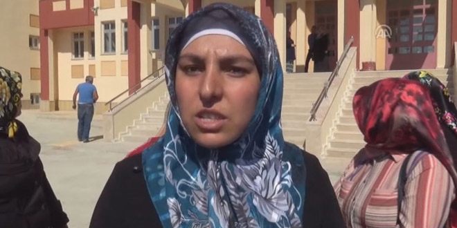 Yozgat'ta veliler okullarının açılmamasına tepki gösterdi