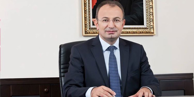 İBB'de görevinden uzaklaştırılan 100 personel geri döndü