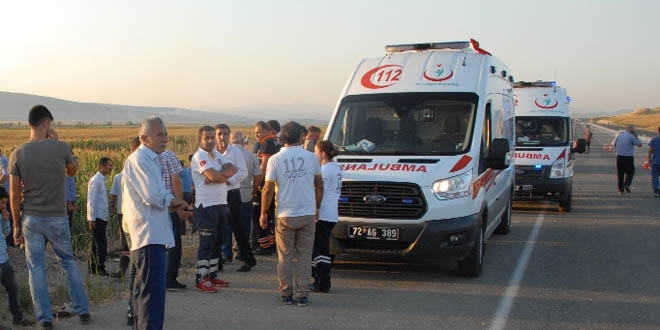 Bitlis'te trafik kazas: 12 yaral