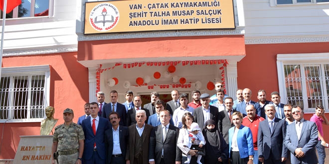Van Öğretmenler Derneği Şubesi okula dönüştürüldü