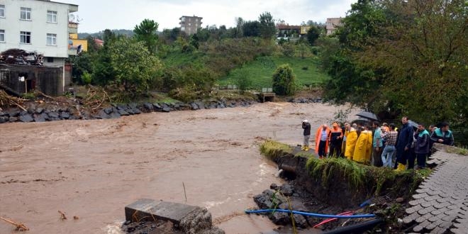 Giresun Adası'nda mahsur kalan kazı ekibi kurtarıldı