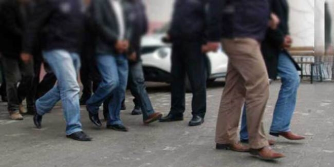 Kütahya'da iş adamlarının bulunduğu 10 kişi gözaltına alındı