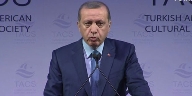 Erdoğan: Bir meczubun, şarlatanın arkasına takıldılar