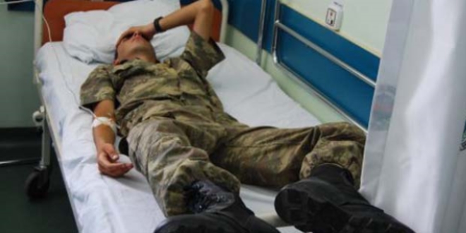 Hatay'da 28 asker gda zehirlenmesinden hastaneye kaldrld