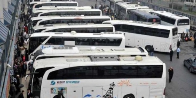 �ehirleraras� otob�sler kamyon gibi y�k ta��yor