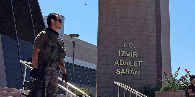 FETÖ'nün firari imamının 'silahla tehdit'ten cezası çıktı