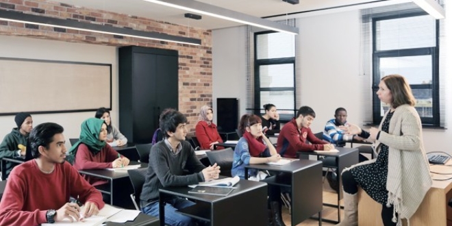 Kapatılan vakıf üniversiteleri yarı pasif açılan programlar