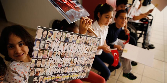 ��renciler 15 Temmuz'u resimleriyle anlatt�