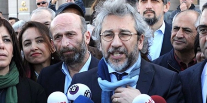 Can Dündar'a zorla getirme kararı çıkarıldı